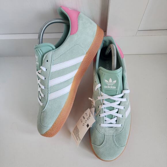 Adidas Originals Gazelle Hazy Green/ Cloud White/ Bliss Pink- Women's Sz 7  $140 - Picture 4 of 12